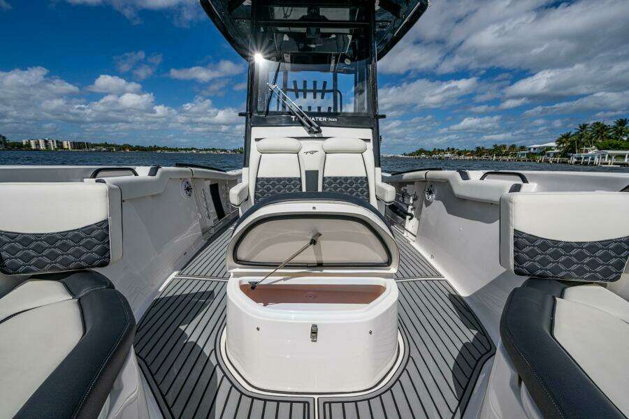 FLOATING STONES 29ft Tidewater Yacht For Sale FLOATING STONES 29ft Tidewater Yacht For Sale