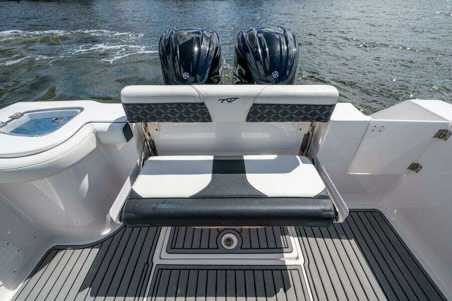 FLOATING STONES 29ft Tidewater Yacht For Sale FLOATING STONES 29ft Tidewater Yacht For Sale