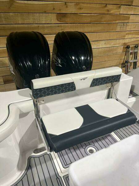 29ft Tidewater Yacht For Sale