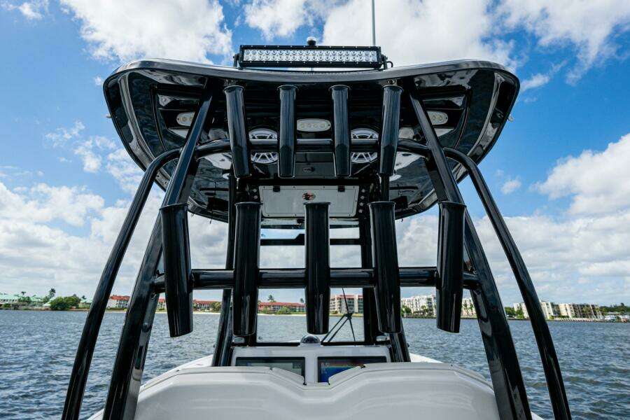 FLOATING STONES 29ft Tidewater Yacht For Sale FLOATING STONES 29ft Tidewater Yacht For Sale