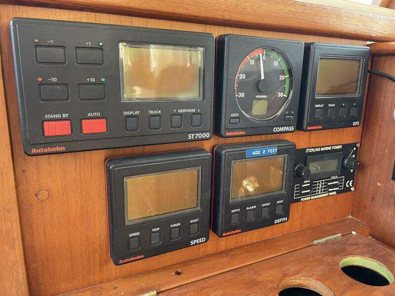 ANTIM 32ft Grand Banks Yacht For Sale