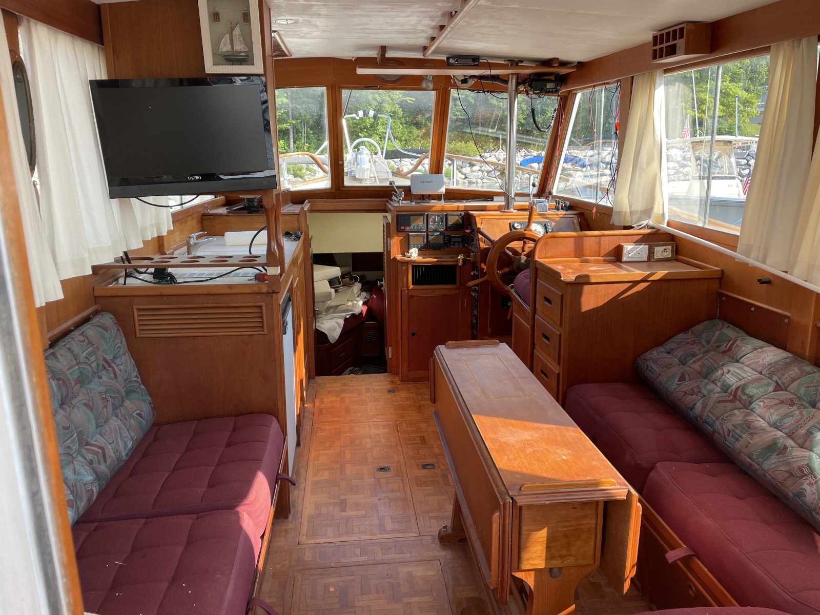 1982 Grand Banks