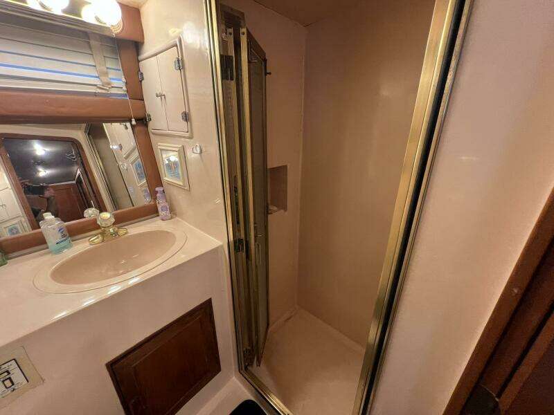 Missy Girl 42ft Pace Yacht For Sale