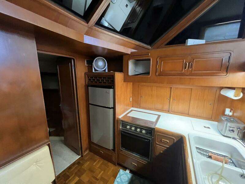 Missy Girl 42ft Pace Yacht For Sale