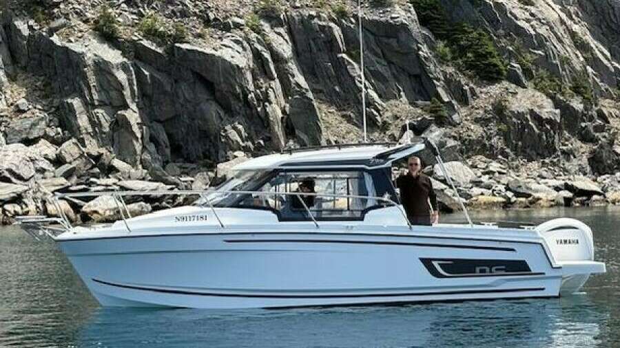 26ft Jeanneau Yacht For Sale