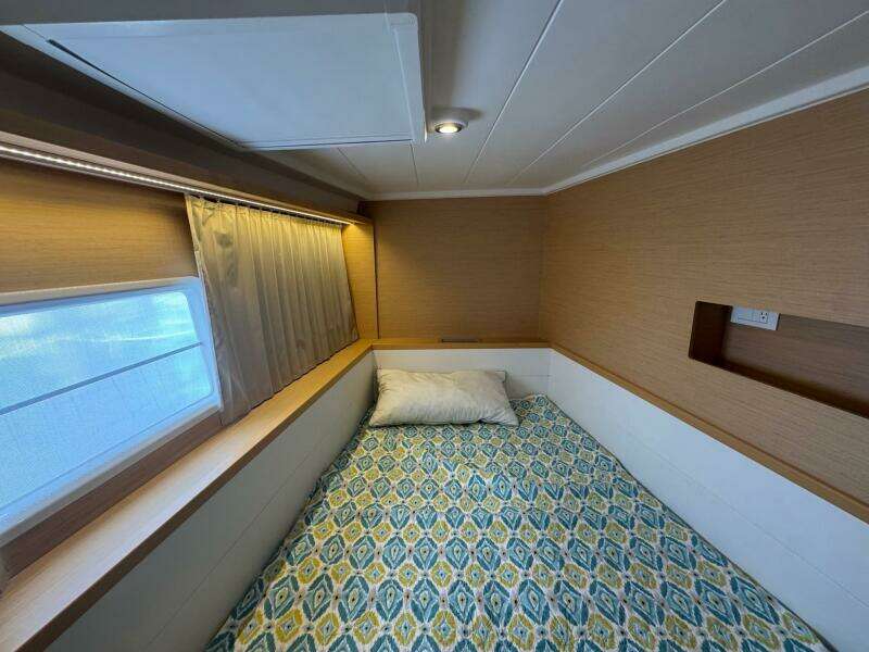 39ft Lagoon Yacht For Sale