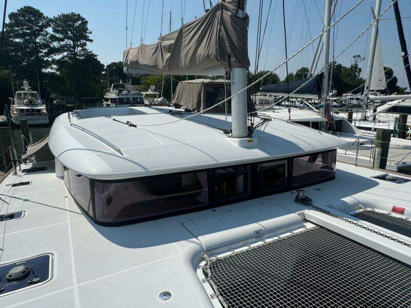 39ft Lagoon Yacht For Sale