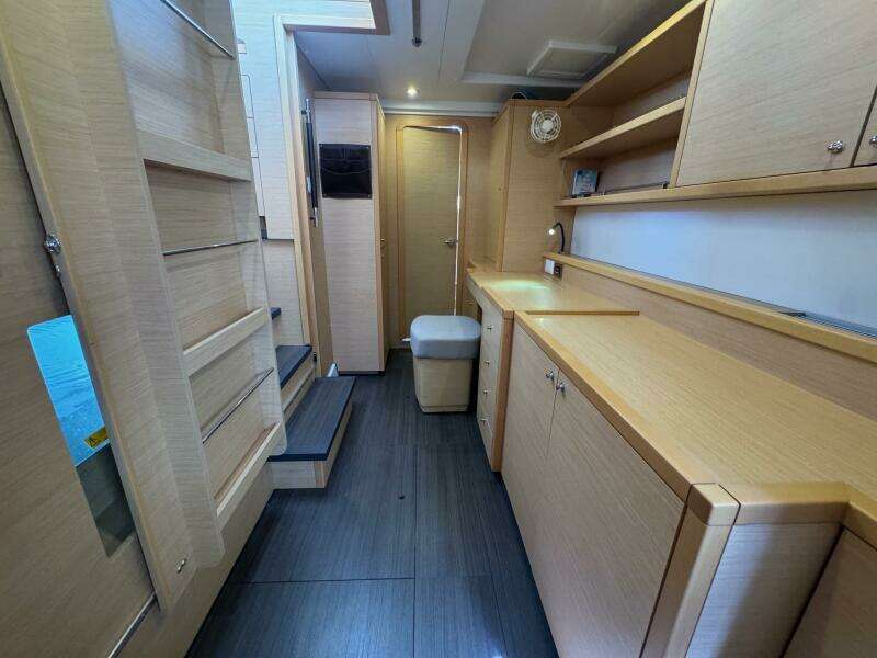 39ft Lagoon Yacht For Sale