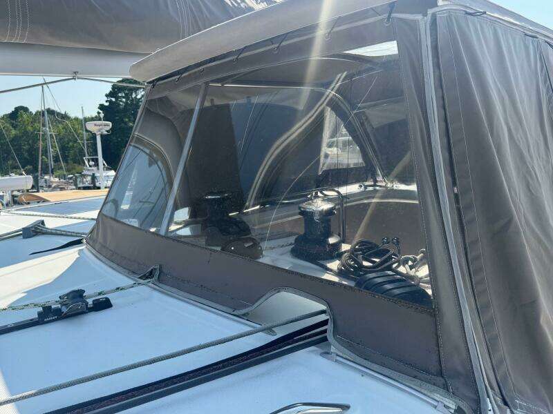 39ft Lagoon Yacht For Sale
