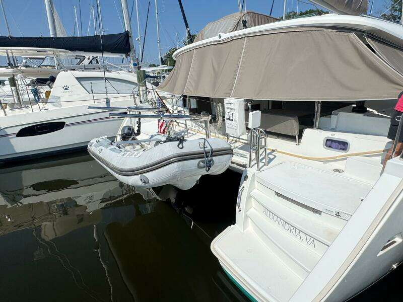 39ft Lagoon Yacht For Sale