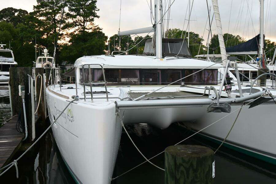 39ft Lagoon Yacht For Sale