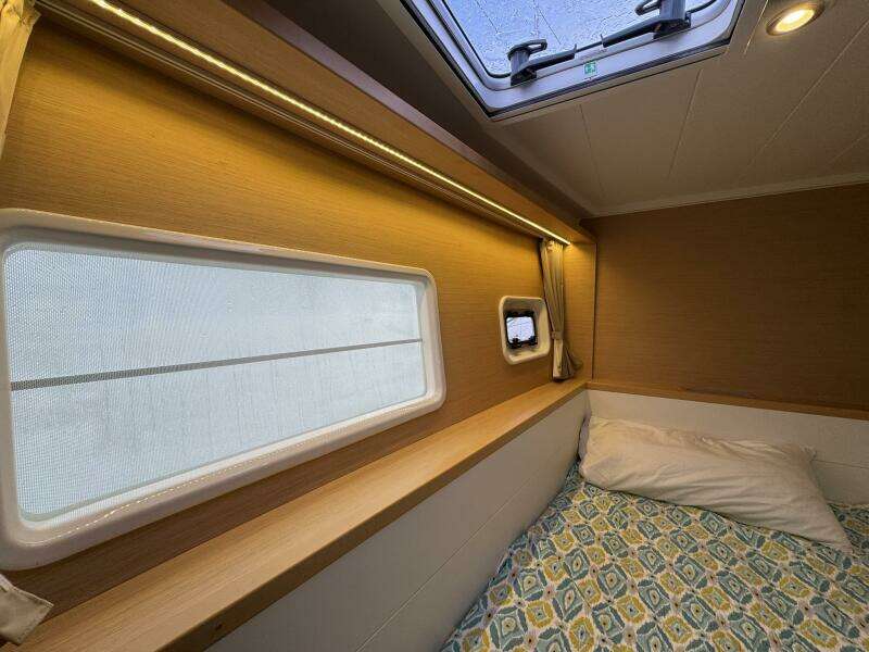 39ft Lagoon Yacht For Sale