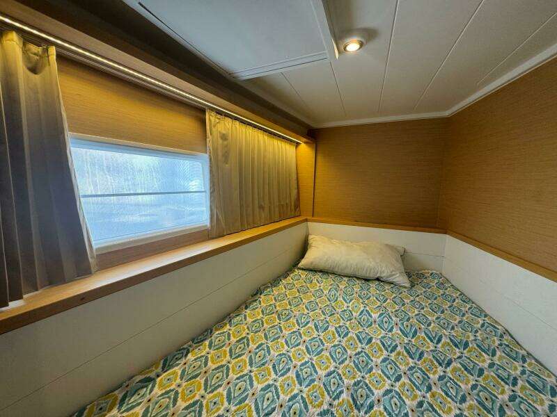 39ft Lagoon Yacht For Sale