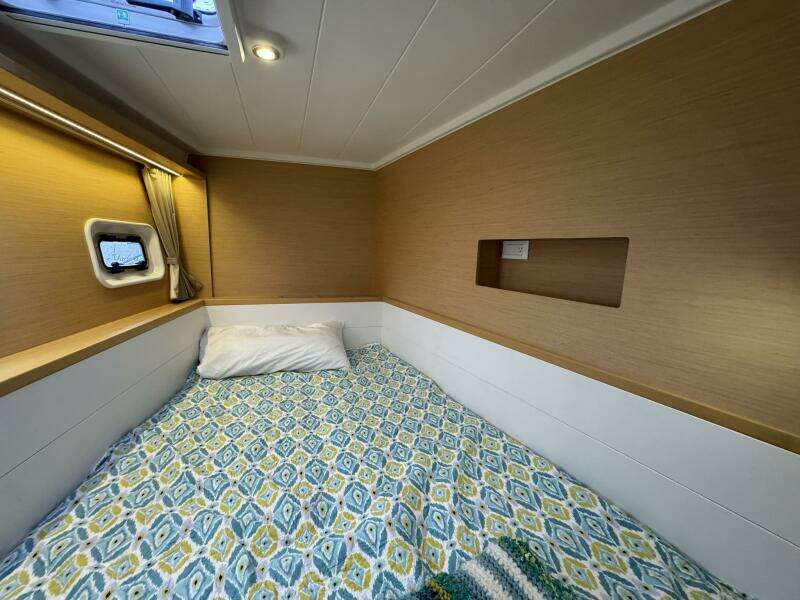 39ft Lagoon Yacht For Sale
