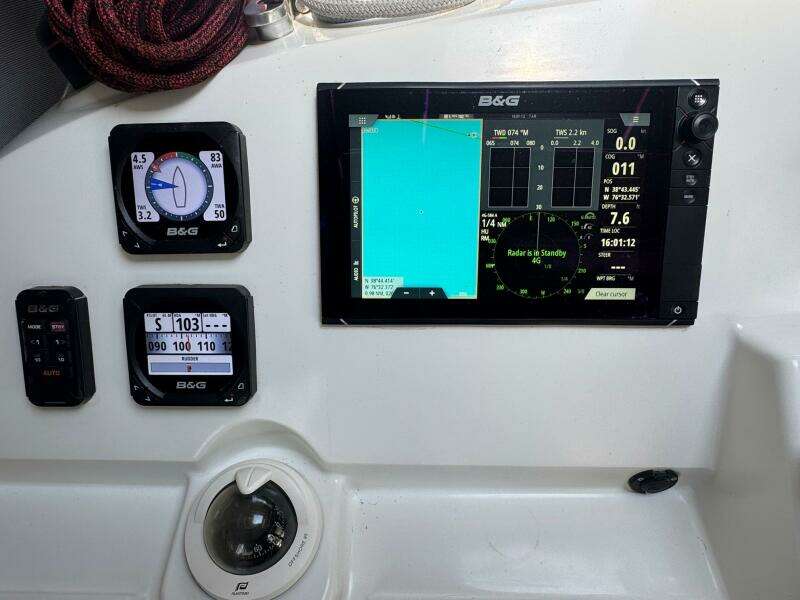 39ft Lagoon Yacht For Sale