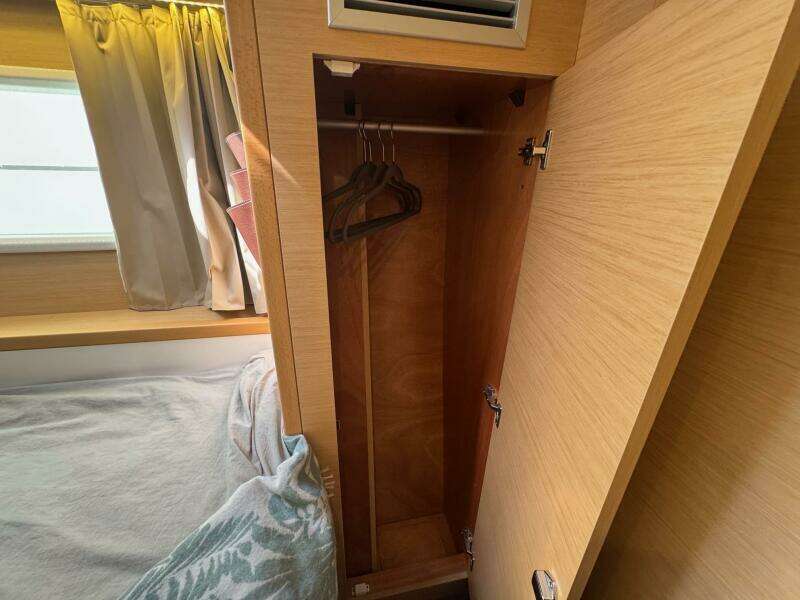 39ft Lagoon Yacht For Sale