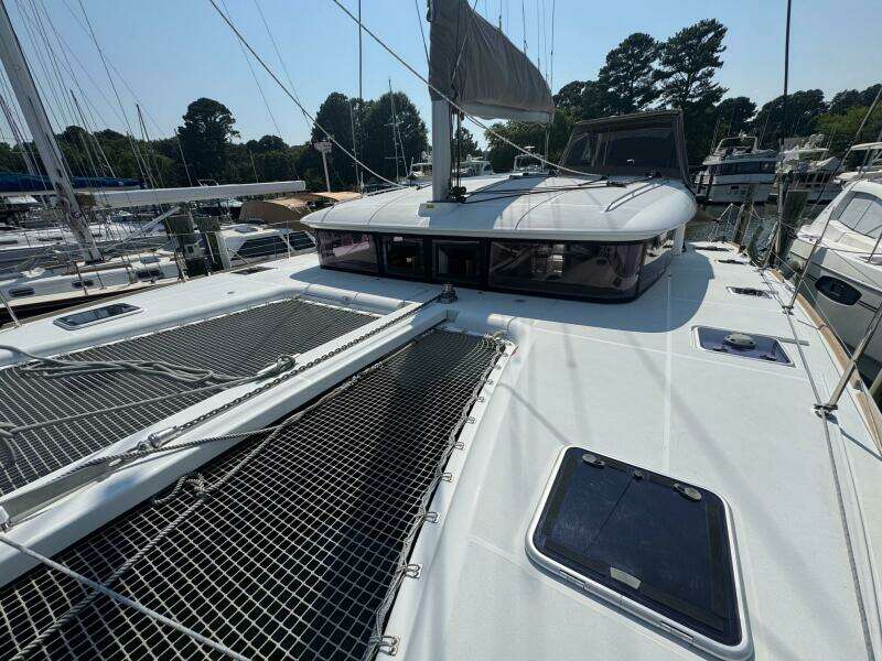 39ft Lagoon Yacht For Sale