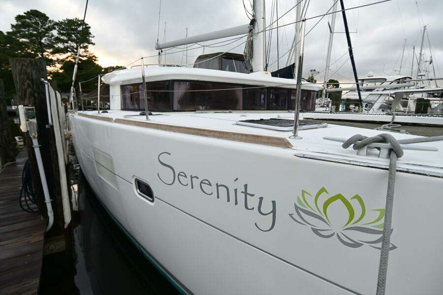 39ft Lagoon Yacht For Sale
