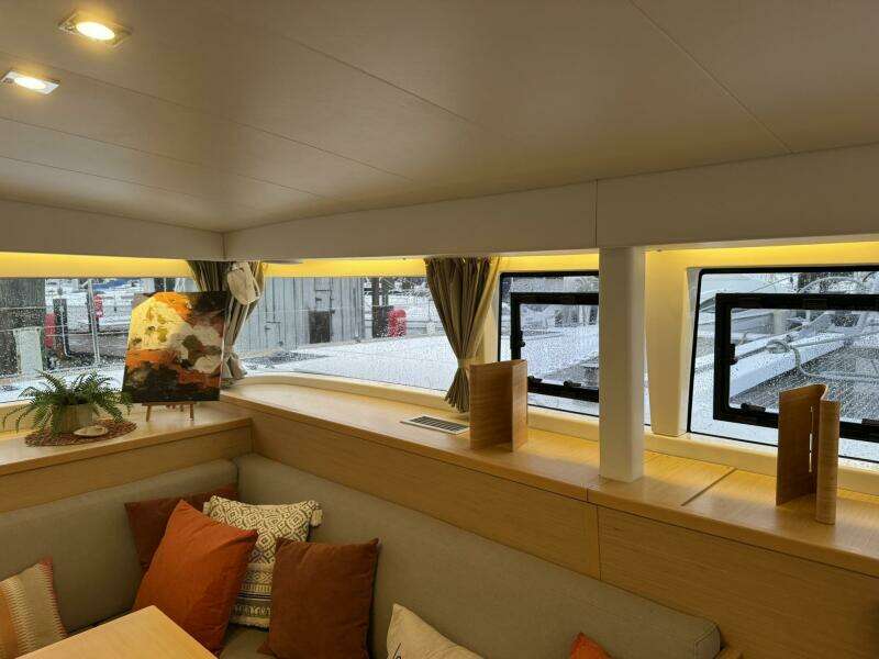 39ft Lagoon Yacht For Sale