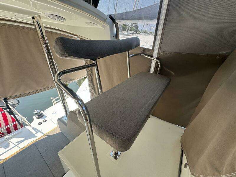 39ft Lagoon Yacht For Sale