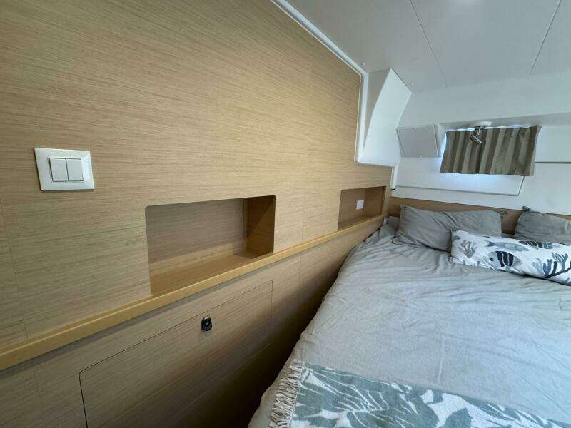 39ft Lagoon Yacht For Sale