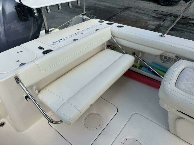 25ft Grady White Yacht For Sale