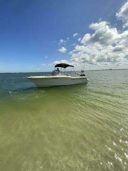 25ft Grady White Yacht For Sale