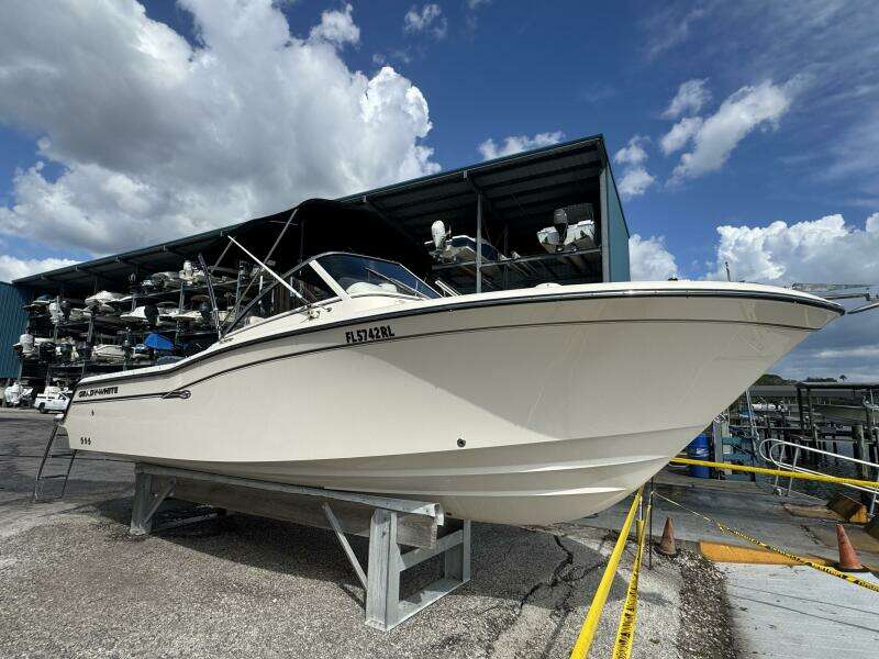 25ft Grady White Yacht For Sale