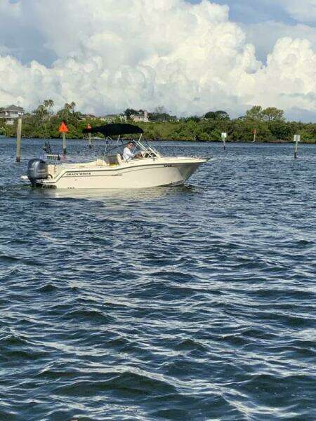 25ft Grady White Yacht For Sale