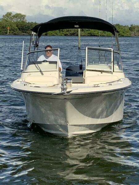 25ft Grady White Yacht For Sale