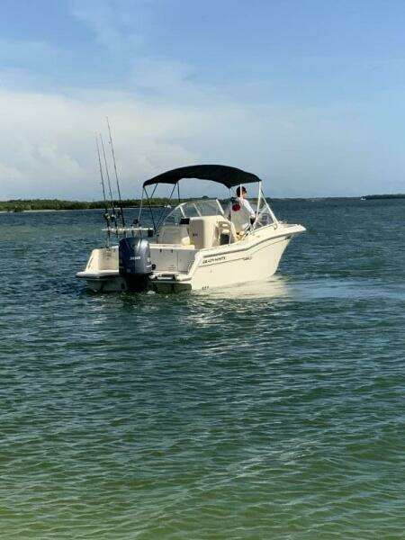 25ft Grady White Yacht For Sale