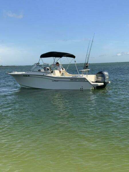 25ft Grady White Yacht For Sale