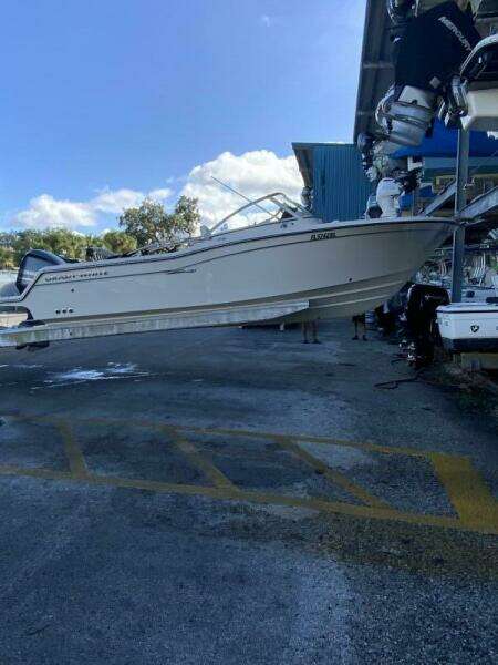 25ft Grady White Yacht For Sale