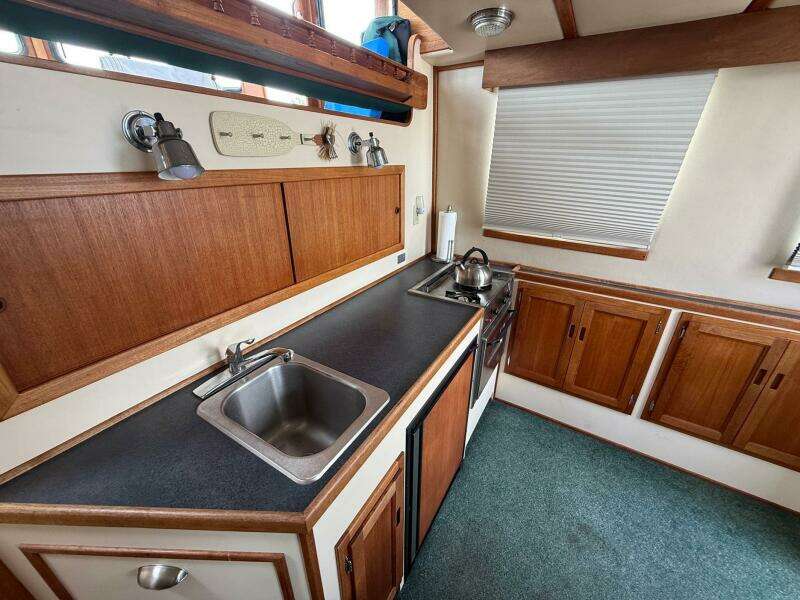 Emerald Isle 32ft Nordic Tugs Yacht For Sale