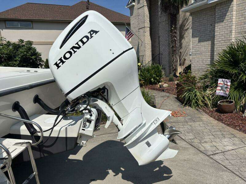 23ft Hydra Sports Yacht For Sale