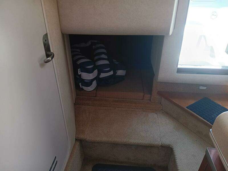 26ft Sea Ray Yacht For Sale