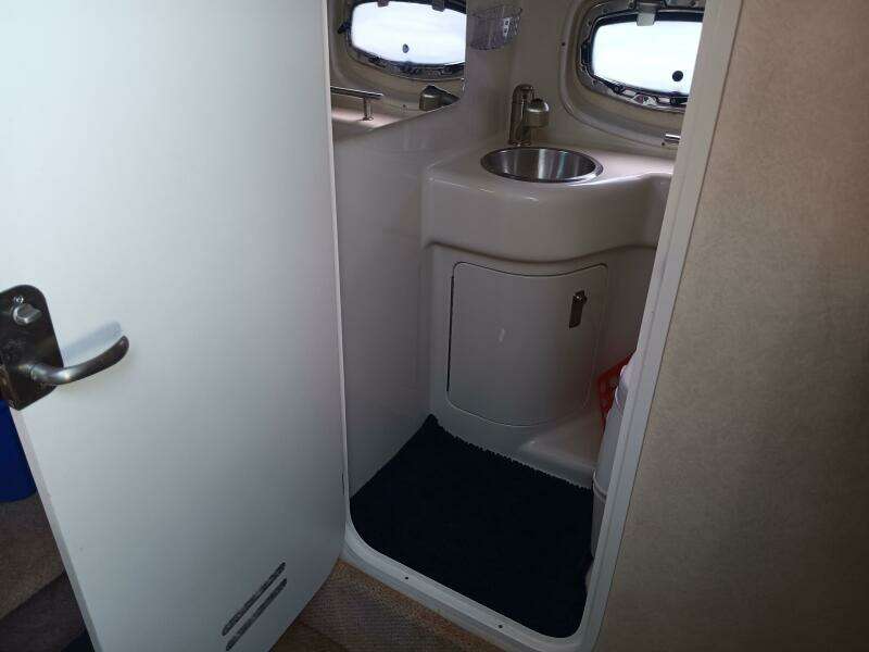 26ft Sea Ray Yacht For Sale