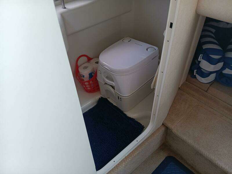 26ft Sea Ray Yacht For Sale