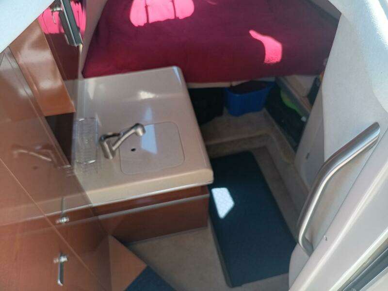 26ft Sea Ray Yacht For Sale