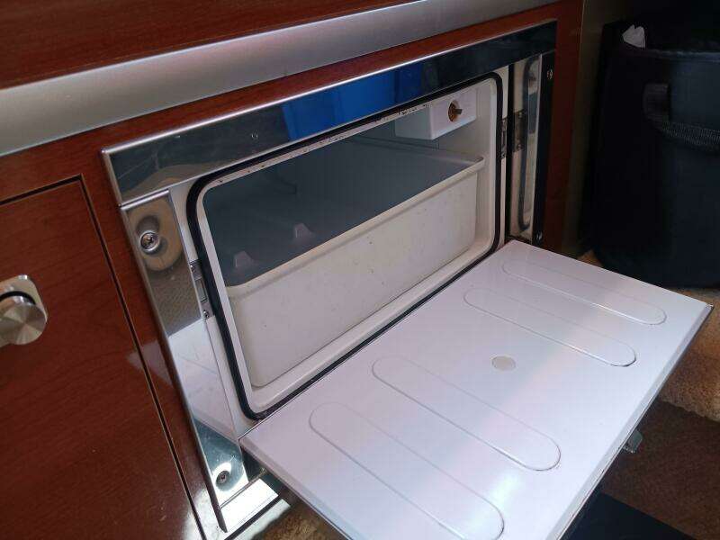 26ft Sea Ray Yacht For Sale