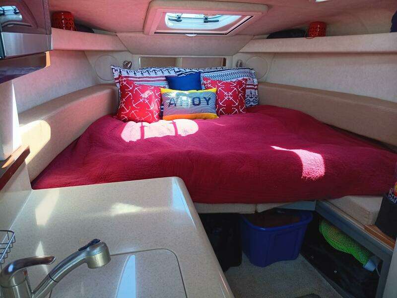 26ft Sea Ray Yacht For Sale