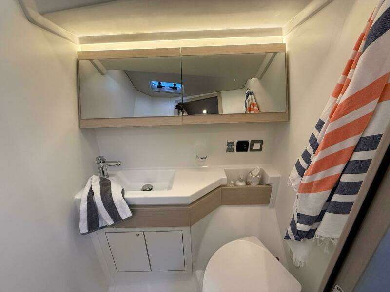 2022 Oceanis 46.1