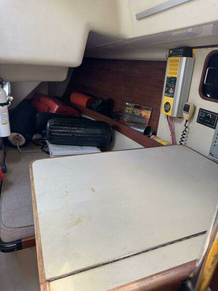 Blue Note 34ft C amp C Yacht For Sale