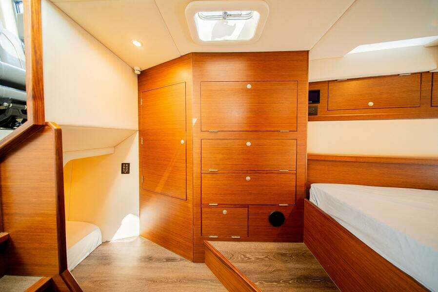 RELENTLESS 36ft Other Yacht For Sale