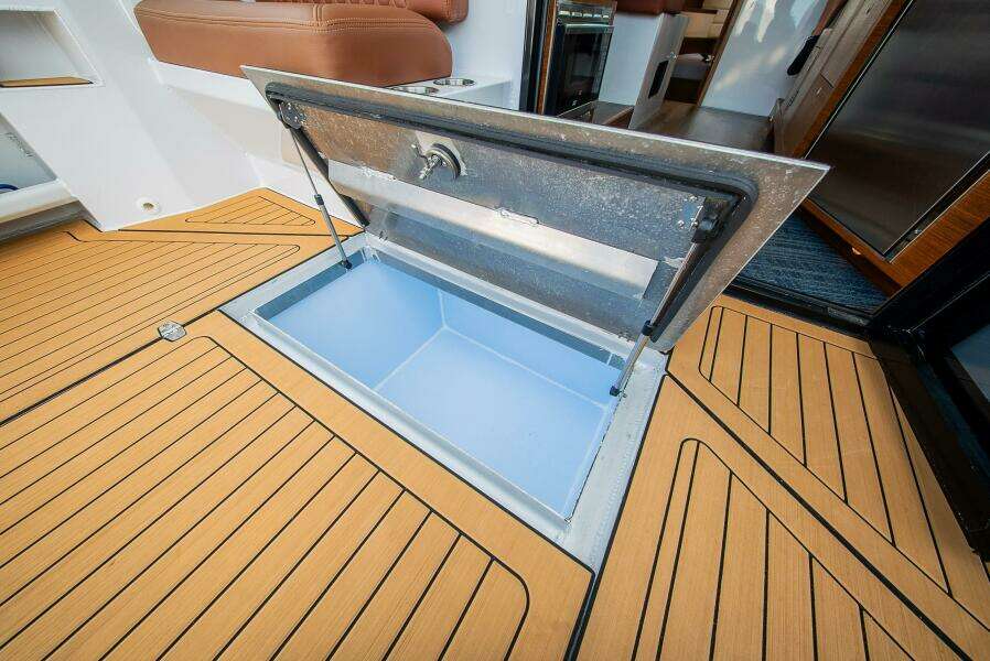 RELENTLESS 36ft Other Yacht For Sale