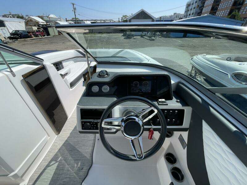 26ft Regal Yacht For Sale