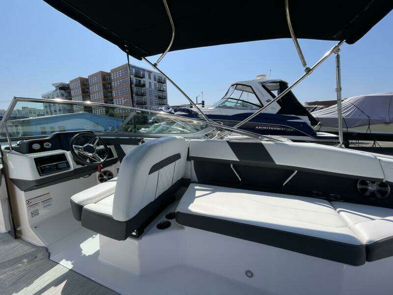 26ft Regal Yacht For Sale