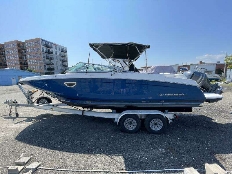 26ft Regal Yacht For Sale