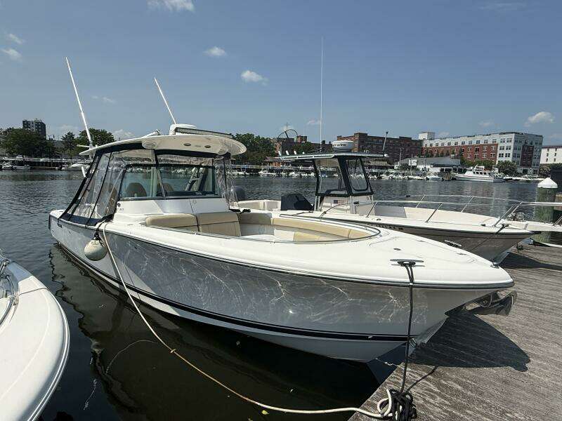 Savages 31ft Pursuit Yacht For Sale