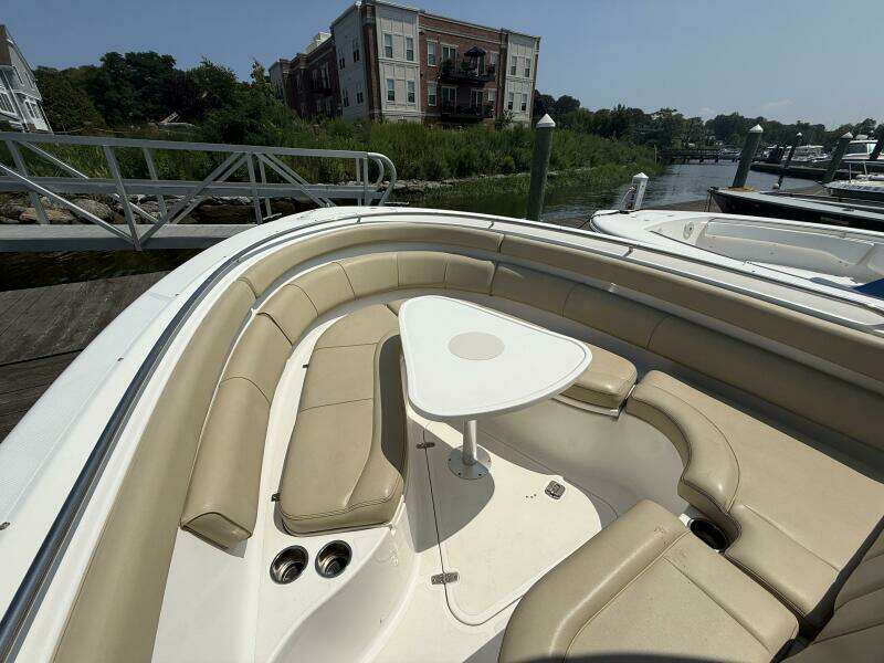 Savages 31ft Pursuit Yacht For Sale